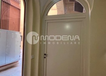Two-room apartment Modena (neighborhood Circoscrizione 1) - photo 10