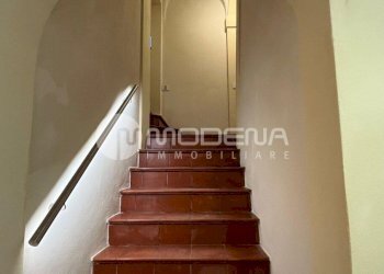 Two-room apartment Modena (neighborhood Circoscrizione 1) - photo 11