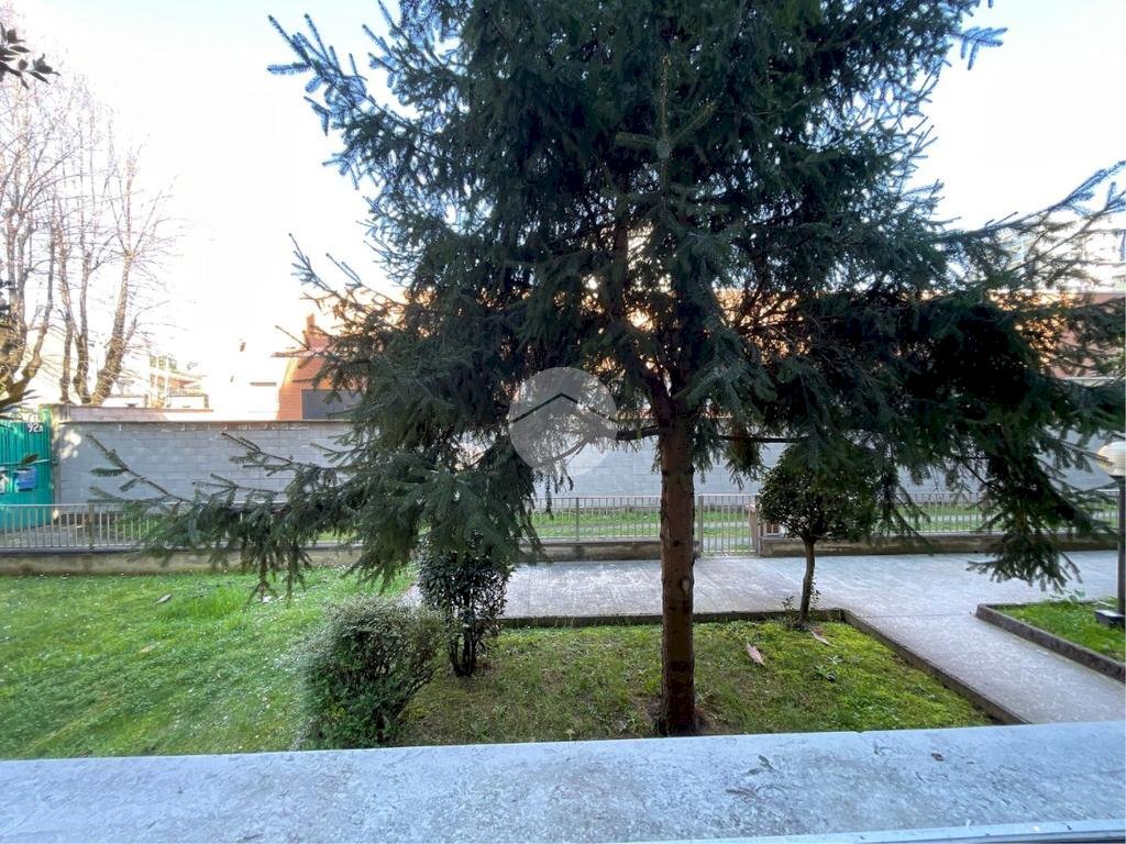 One-room apartment Via Vittorio Veneto, Bresso - photo 1