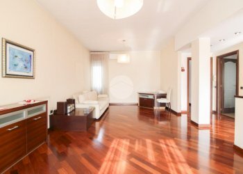 Three-room apartment Via L. Cadorna, Cormano - photo 4