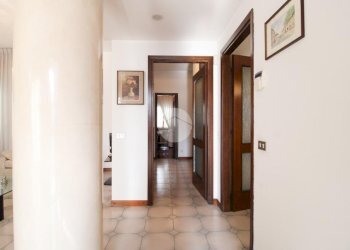 Three-room apartment Via L. Cadorna, Cormano - photo 3