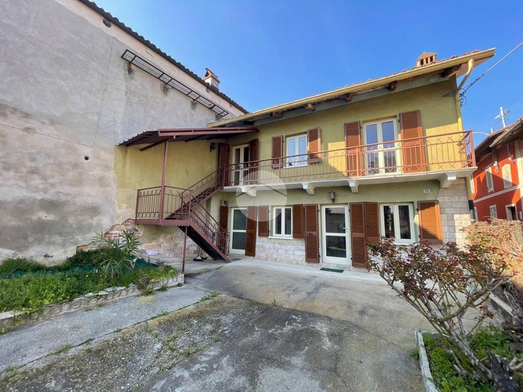 Casa semi indipendente Frazione San Bartolomeo, Cherasco - foto 1