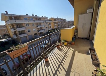 Balcone - Appartamento via Acceglio, 16, frazione Confreria, Cuneo - foto 15