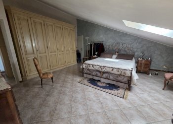 Camera - Appartamento via Acceglio, 16, frazione Confreria, Cuneo - foto 19