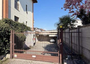 Parking space Via C. Battisti, Rescaldina - photo 3