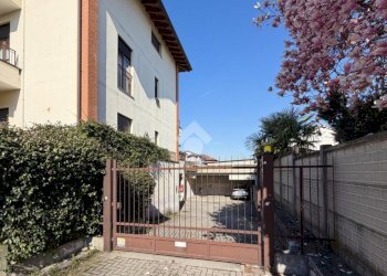 Parking space Via C. Battisti, Rescaldina - photo 7