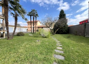 Appartamento Via Edmondo de Amicis, frazione Chiavazza, Biella - foto 30