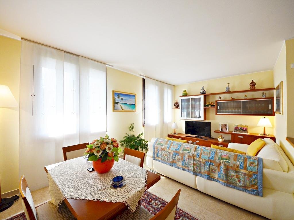 Three-room apartment Via Visconti, Cernusco sul Naviglio - photo 3