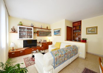 Three-room apartment Via Visconti, Cernusco sul Naviglio - photo 4