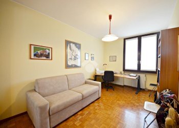 Three-room apartment Via Visconti, Cernusco sul Naviglio - photo 23