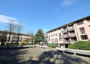 Three-room apartment Via Visconti, Cernusco sul Naviglio - photo 34