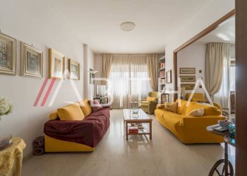 Four-room apartment Circonvallazione Cornelia, Roma - photo 4