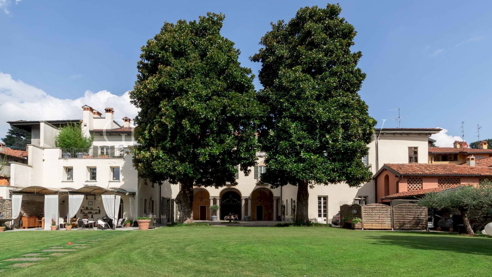 Foto 1 - Villa via Primo Maggio, Oggiono - foto 1