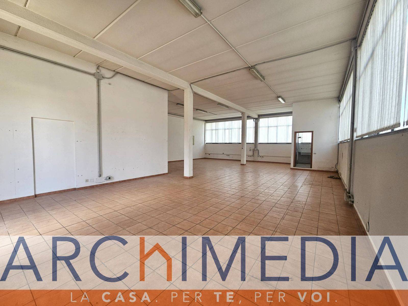 Foto 1 - Shed Via IV Novembre, Vedano Olona - photo 1