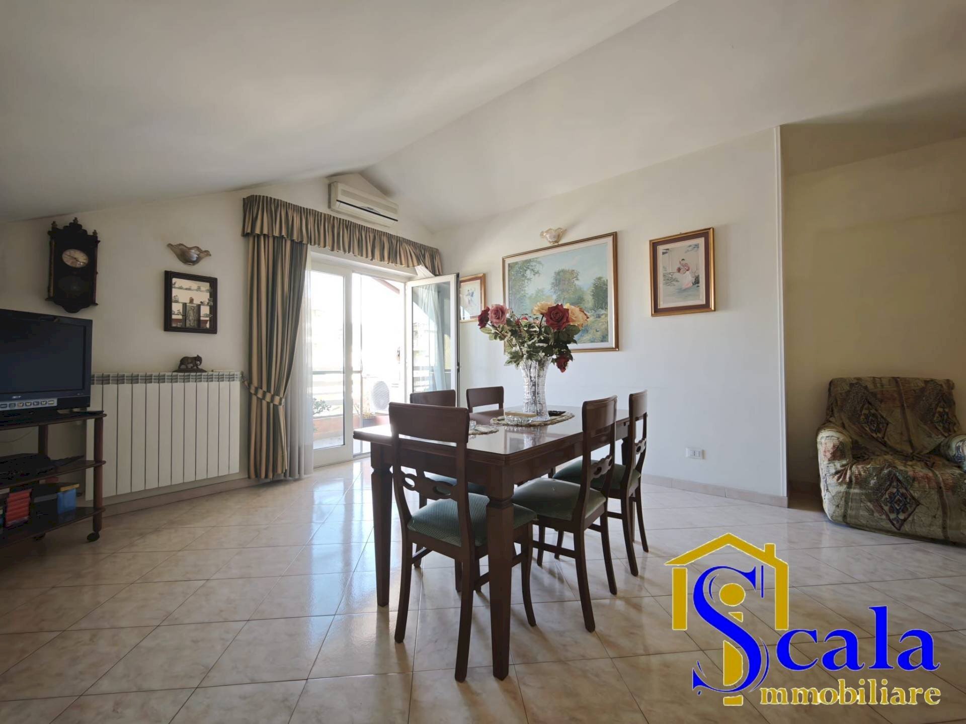 Foto 1 - Four-room apartment viale kennedy, Curti - photo 1