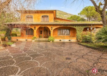 Foto 1 - Villa Via Capodacqua
 
snc, Castrocielo - foto 1