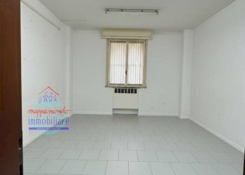 Foto 3 - Apartment VIA FRATELLI ROSSELLI
 
10, Cento - photo 3