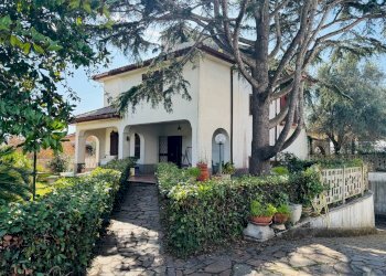 Foto 2 - Villa Via Savona
 
11, Ardea - photo 2