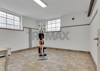 Stanza - Magazzino via Bolzano
 
11, Garbagnate Milanese - foto 7