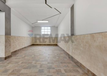 Stanza - Magazzino via Bolzano
 
11, Garbagnate Milanese - foto 10