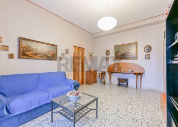 Soggiorno - Trilocale P.zza Tirana
 
17, Milano - foto 7