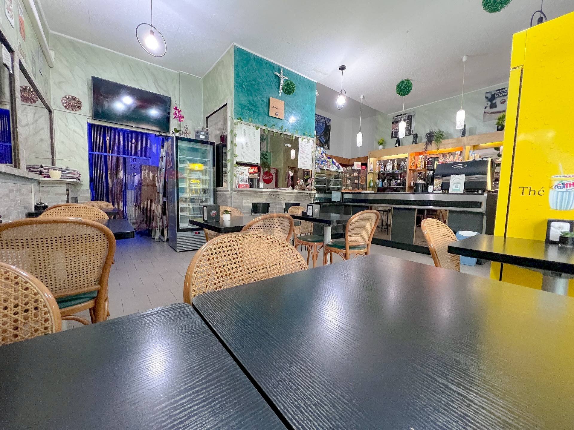 Sala da pranzo - Bar Tavola Calda - Fredda Via Livigno
6, Milano - foto 3