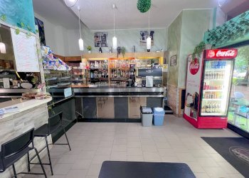 Cucina - Cafeteria - Cold Bar Via Livigno
6, Milano - photo 5