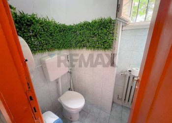 Bagno - Cafeteria - Cold Bar Via Livigno
6, Milano - photo 9