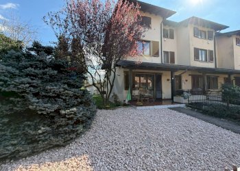 Casa all\'aperto - Terraced Villa vicolo sant'alessandro
 
4/5, Arcisate - photo 1