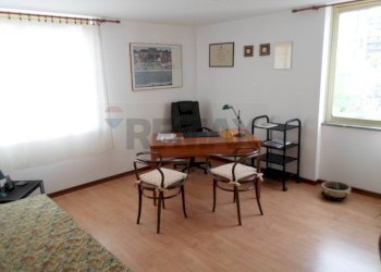 Sala da pranzo - Office via Lilibeo
 
3, Palermo - photo 5