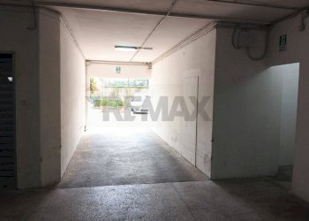 Parcheggio - Box Via Eduardo Nicolardi
 
254, Napoli - photo 6