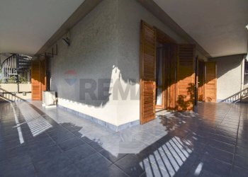 Terrazza - Attic Via Pietralonga
 
42, Mascali - photo 4