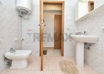 Bagno - Attic Via Pietralonga
 
42, Mascali - photo 17