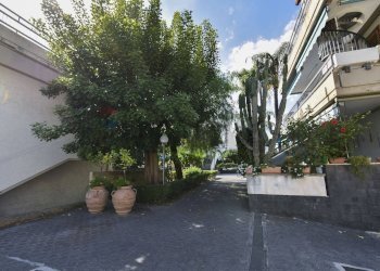 Edificio all\'aperto - Attic Via Pietralonga
 
42-46, Mascali - photo 14