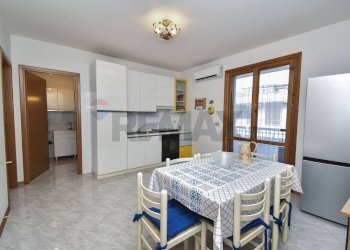 Sala da pranzo - Attic Via Pietralonga
 
42-46, Mascali - photo 68