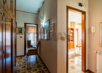 Hall / corridoio - Casa semi indipendente Viale Jonio
24, Acireale - foto 37