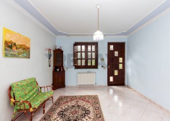 Soggiorno - Casa indipendente giuseppe mangano
 
35, Zafferana Etnea - foto 3