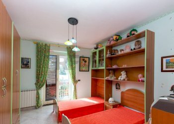 Camera / camera da letto - Casa indipendente giuseppe mangano
 
35, Zafferana Etnea - foto 9