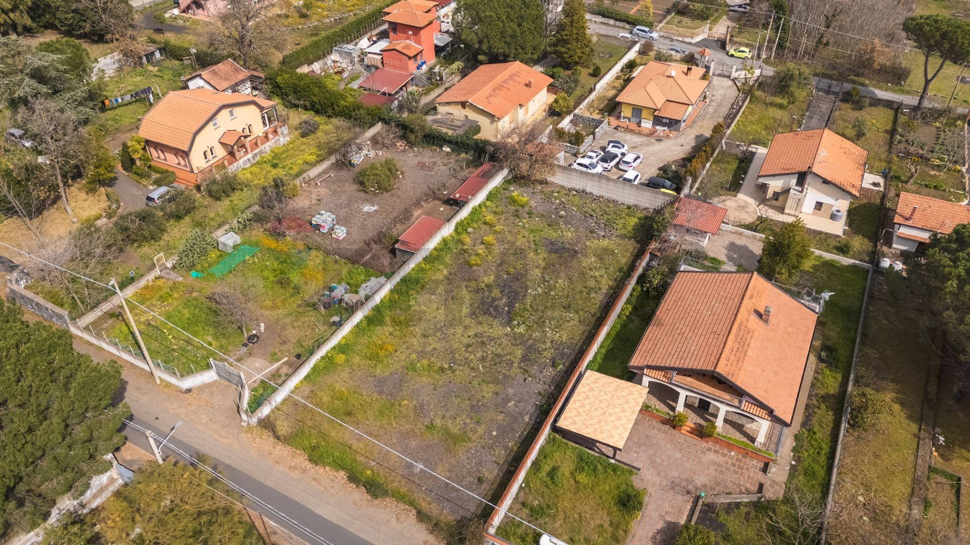 Posizione della mappa - Terreno edificabile Via Augusta
 
10, Nicolosi - foto 1