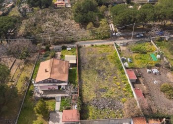 Posizione della mappa - Terreno edificabile Via Augusta
 
10, Nicolosi - foto 8