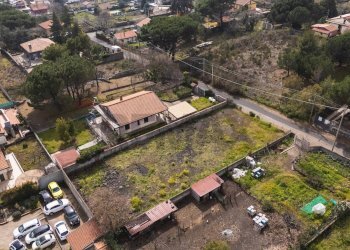 Posizione della mappa - Terreno edificabile Via Augusta
 
10, Nicolosi - foto 10