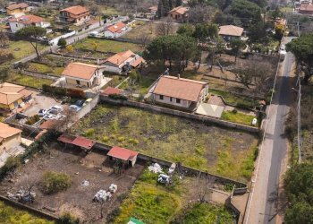 Posizione della mappa - Terreno edificabile Via Augusta
 
10, Nicolosi - foto 12