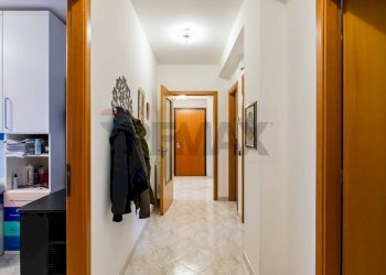 Hall / corridoio - Apartment Via Sebastiano Catania
 
246, Catania - photo 34