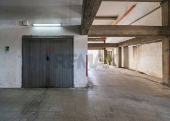 Parcheggio - Apartment Via Sebastiano Catania
 
246, Catania - photo 41