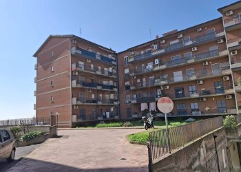 Edificio all\'aperto - Apartment Via Sebastiano Catania
 
246, Catania - photo 43