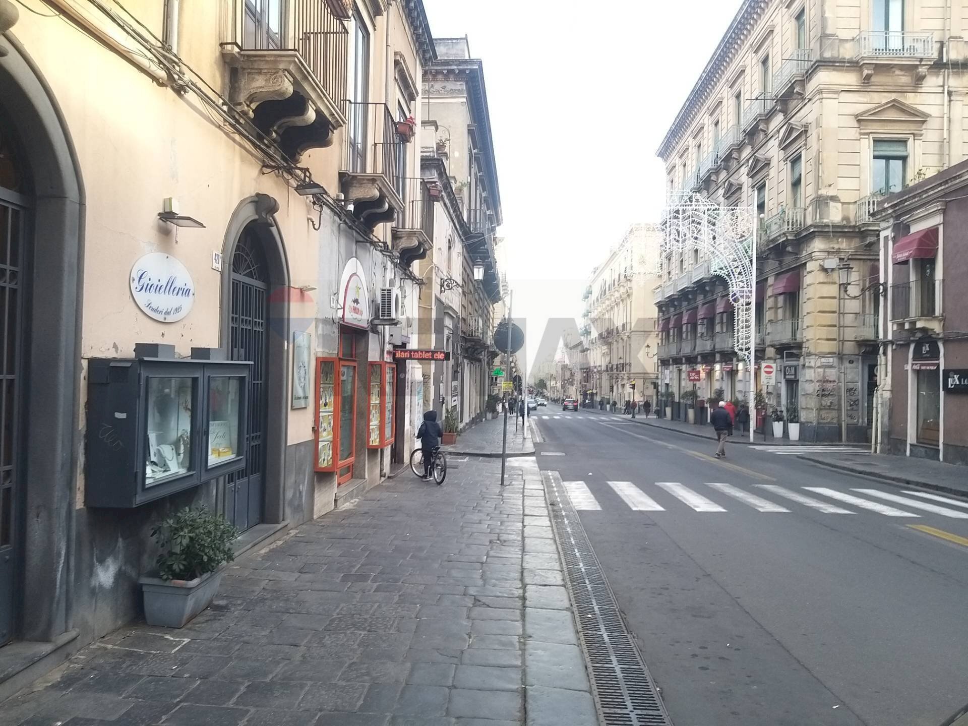 Edificio all\'aperto - Shop Via Etnea
418, Catania - photo 3