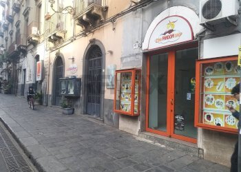 Edificio all\'aperto - Shop Via Etnea
 
418, Catania - photo 6