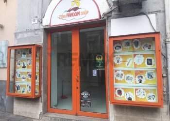 Edificio all\'aperto - Shop Via Etnea
 
418, Catania - photo 7