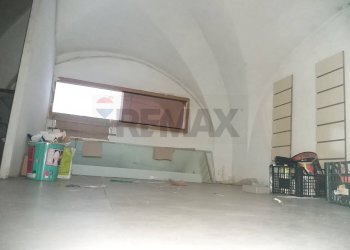 Stanza vuota - Shop Via Etnea
 
418, Catania - photo 12