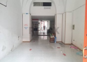 Stanza vuota - Shop Via Etnea
 
418, Catania - photo 16